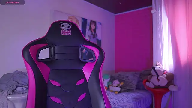 Snapshot of mavi_boo chatting on 02.24.26 mavi boo online show from 02.24.26