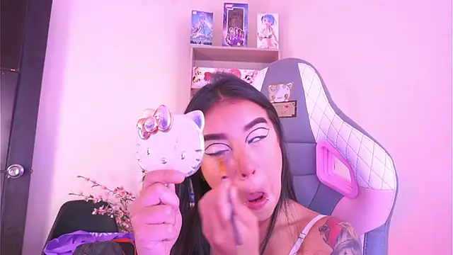 Snapshot of mavi_boo chatting on 02.27.26 mavi boo online show from 02.27.26