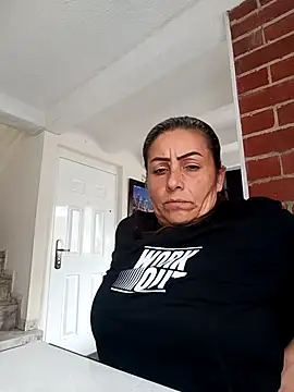 Snapshot of maynor_1998 chatting on 03.18.26 maynor 1998 online show from 03.18.26