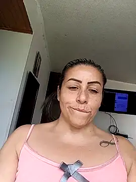 Snapshot of maynor_1998 chatting on 03.21.26 maynor 1998 online show from 03.21.26