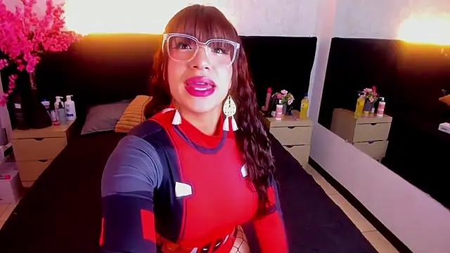 Katty Kiiss  online show from 05.16.26