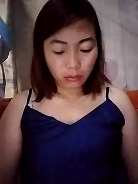 Ella-aa online show from 04.13.26