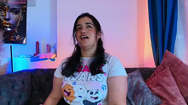 Snapshot of dani_vemom chatting on 02.18.26 dani vemom online show from 02.18.26