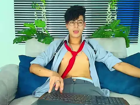 Snapshot of ThiiagoSaeenz chatting on 02.11.26 ThiiagoSaeenz online show from 02.11.26