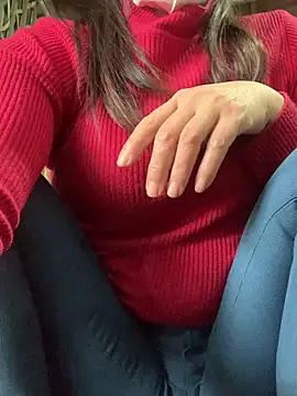 Snapshot of YANINA120 chatting on 02.15.26 YANINA120 online show from 02.15.26