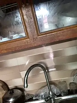 Snapshot of YANINA120 chatting on 02.18.26 YANINA120 online show from 02.18.26