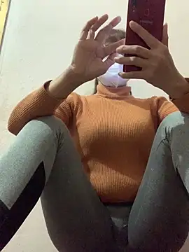 Snapshot of YANINA120 chatting on 02.22.26 YANINA120 online show from 02.22.26