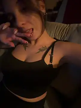 Sweetgirl44hott online show from 04.04.26