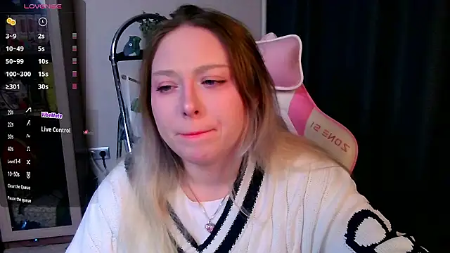 Emiliaaah online show from 02.17.26