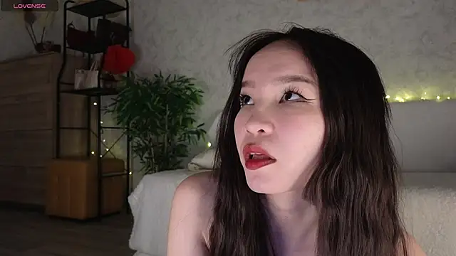 saya li11 online show from 02.24.26