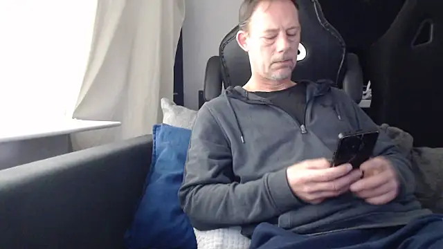 Snapshot of Sexy_Ass_Mike chatting on 02.15.26 Sexy Ass Mike online show from 02.15.26