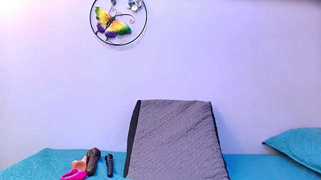 melany roberts  online show from 03.04.26