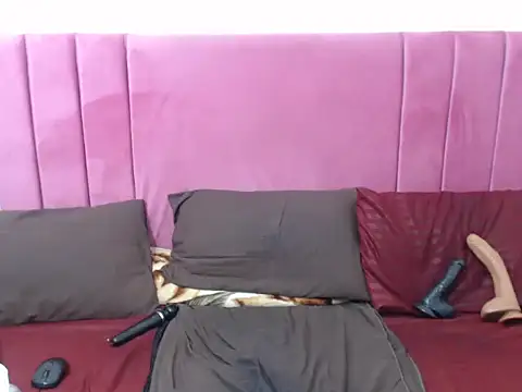 BustyBmw online show from 04.18.26