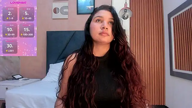 Snapshot of Victoria_Rosee chatting on 03.24.26 Victoria Rosee online show from 03.24.26