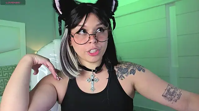 THALIA 13 online show from 10.02.25