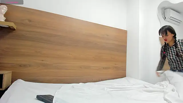 Snapshot of luz-miiaa chatting on 02.28.26 luz-miiaa online show from 02.28.26