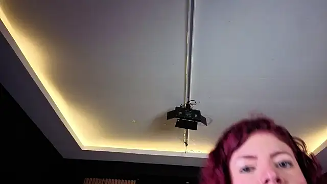 Snapshot of MiaTorres4 chatting on 04.28.26 MiaTorres4 online show from 04.28.26