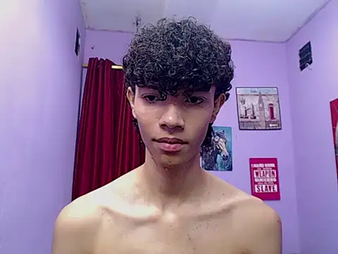 bigcock twinks online show from 04.01.26