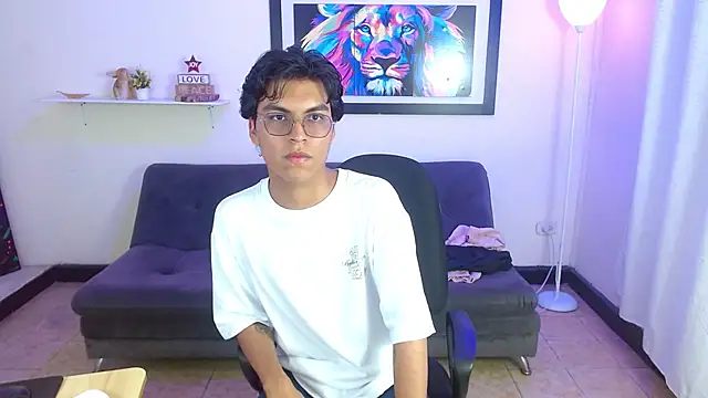 Maecum18 online show from 02.27.26