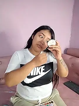 Noa Baker online show from 04.17.26