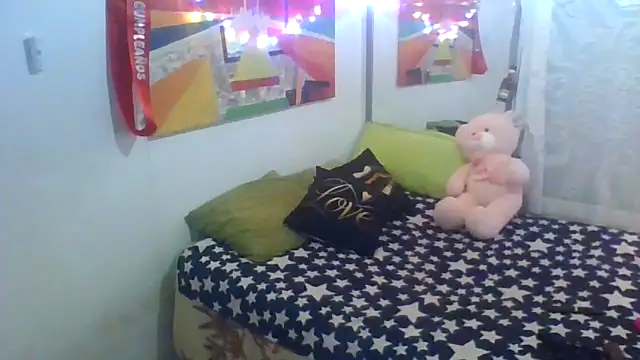 yoahotpetrafiery online show from 04.11.26