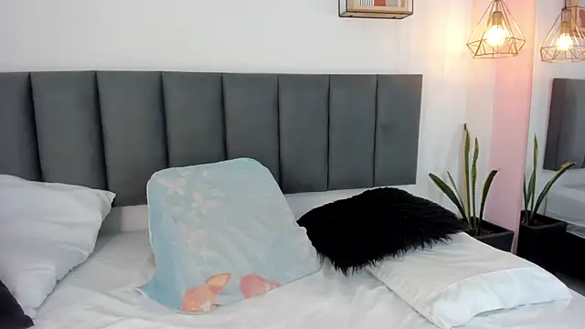 sam doll  online show from 05.25.26