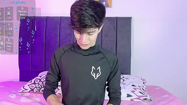 axxxel twink online show from 06.25.26