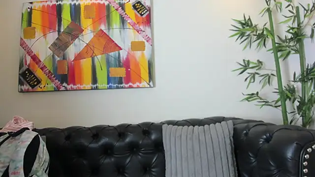 Emily bruss online show from 06.05.26