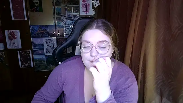 Snapshot of Teasing_Dora chatting on 02.10.26 Teasing Dora online show from 02.10.26