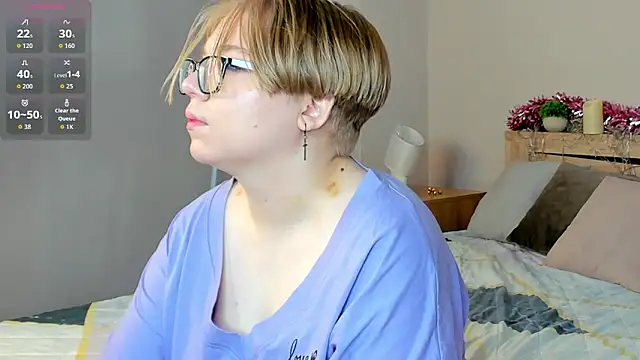 Lauraaa Smith online show from 02.18.26