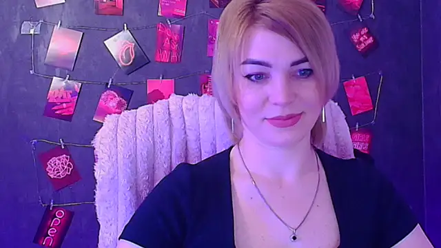 CuttieEmma online show from 03.18.26