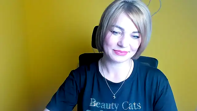 CuttieEmma online show from 06.26.26