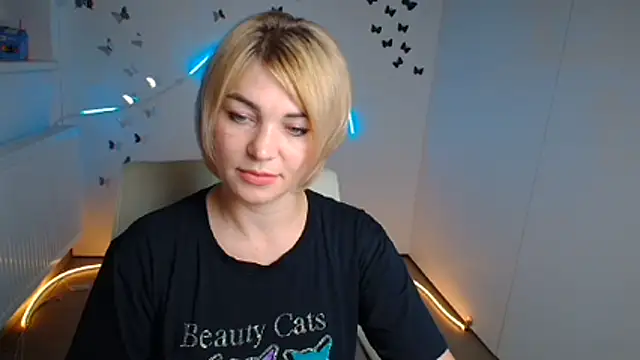 CuttieEmma online show from 08.06.26