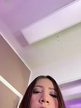 Pushaina  1 online show from 03.06.26