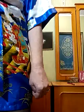 Snapshot of IrchykLove chatting on 02.27.26 IrchykLove online show from 02.27.26