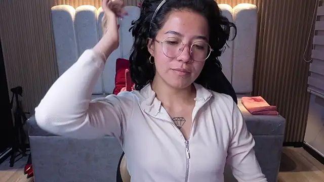 Lynn turner online show from 05.20.26