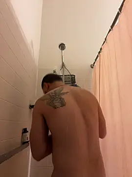 Snapshot of Tu_PaPi_Favorito chatting on 01.31.26 Tu PaPi Favorito online show from 01.31.26