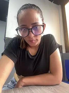 Snapshot of CristalOwens chatting on 07.19.26 CristalOwens online show from 07.19.26