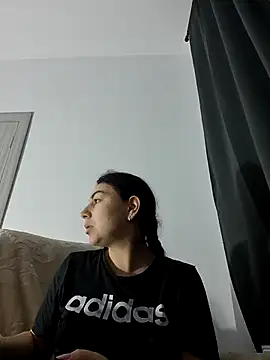 Snapshot of AbellaDesiree chatting on 02.28.26 AbellaDesiree online show from 02.28.26