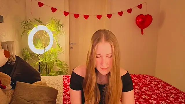 CassieReborn online show from 02.25.26