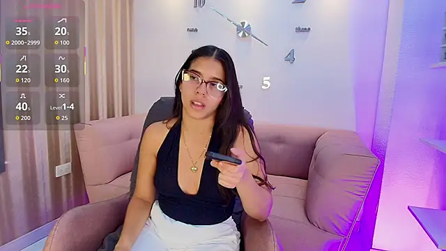 Luna Millers online show from 02.13.26