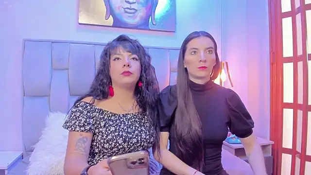 Valkiria-and-Dione online show from 02.28.26