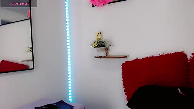 NathalialLooes online show from 01.31.26