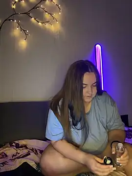 Snapshot of AlyaX_X chatting on 02.06.26 AlyaX X online show from 02.06.26