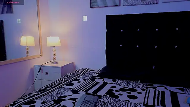 Snapshot of Zoe-yanin chatting on 02.27.26 Zoe-yanin online show from 02.27.26