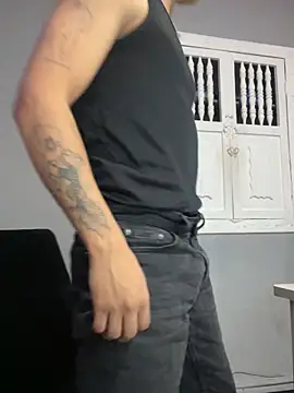 Snapshot of Thiago_Olsen chatting on 02.07.26 Thiago Olsen online show from 02.07.26