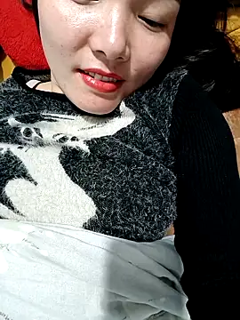 Snapshot of Marui-1 chatting on 02.01.26 Marui-1 online show from 02.01.26