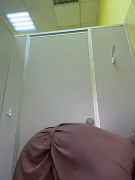 Snapshot of StreetSquirt chatting on 07.16.26 StreetSquirt online show from 07.16.26