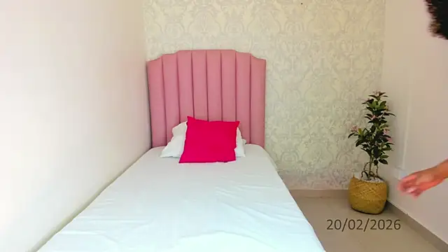 Brit weston online show from 02.20.26