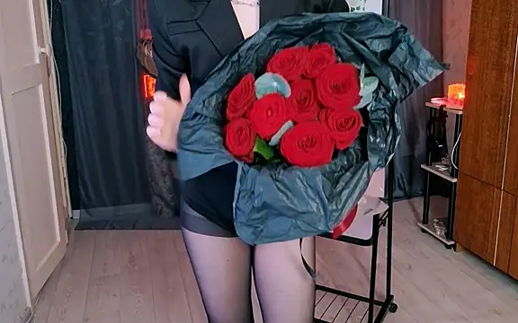 Snapshot of marty_bree chatting on 02.13.26 marty bree online show from 02.13.26